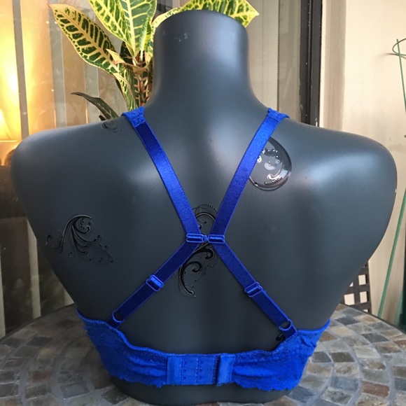 Wacoal Halo Lace Racerback Non-Wire Bra - Picture 8 of 9